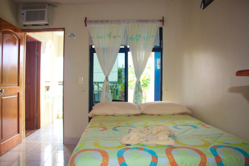 Hostal Nathaly 푸에르토 바케리조 모레노 객실 사진