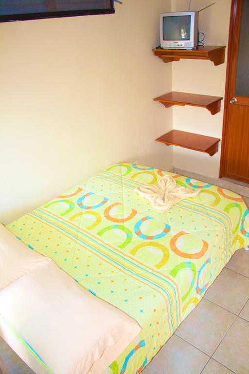 Hostal Nathaly 푸에르토 바케리조 모레노 객실 사진