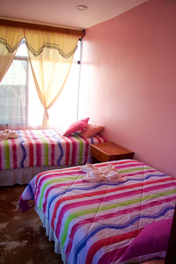 Hostal Nathaly 푸에르토 바케리조 모레노 외부 사진